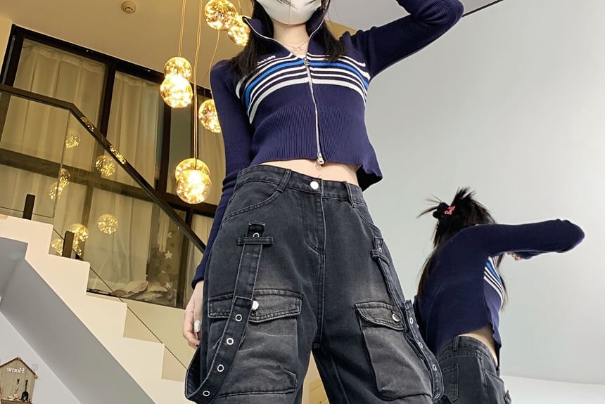 RONIN - Low Rise Washed Wide Leg Cargo Jeans
