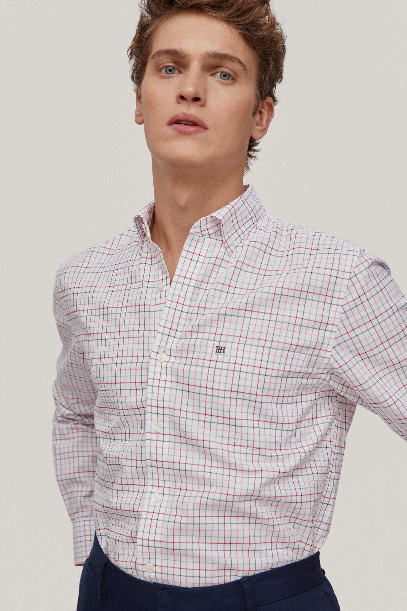 Camisa xadrez que não precisa passar e é resistente a manchas - Coral