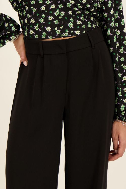 Zwart geplooide wide leg pantalon