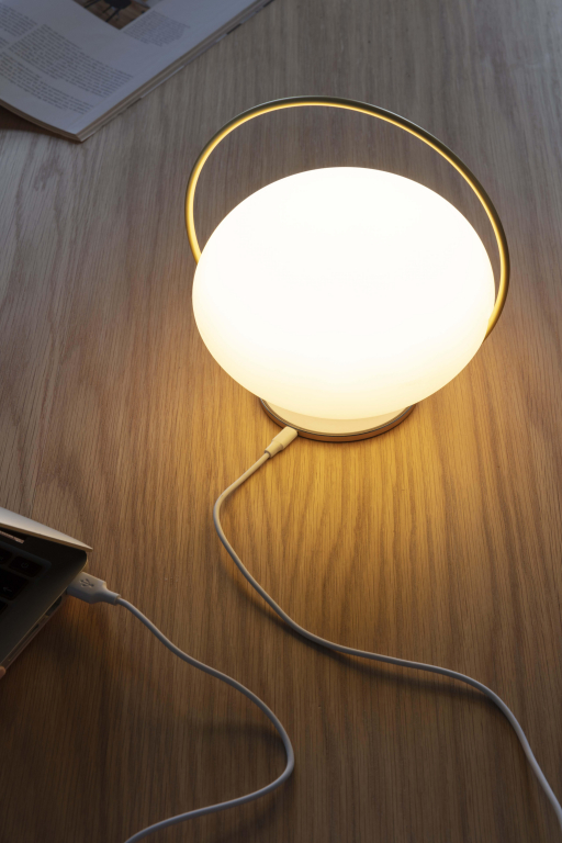 Umage Orbit tafellamp LED oplaadbaar