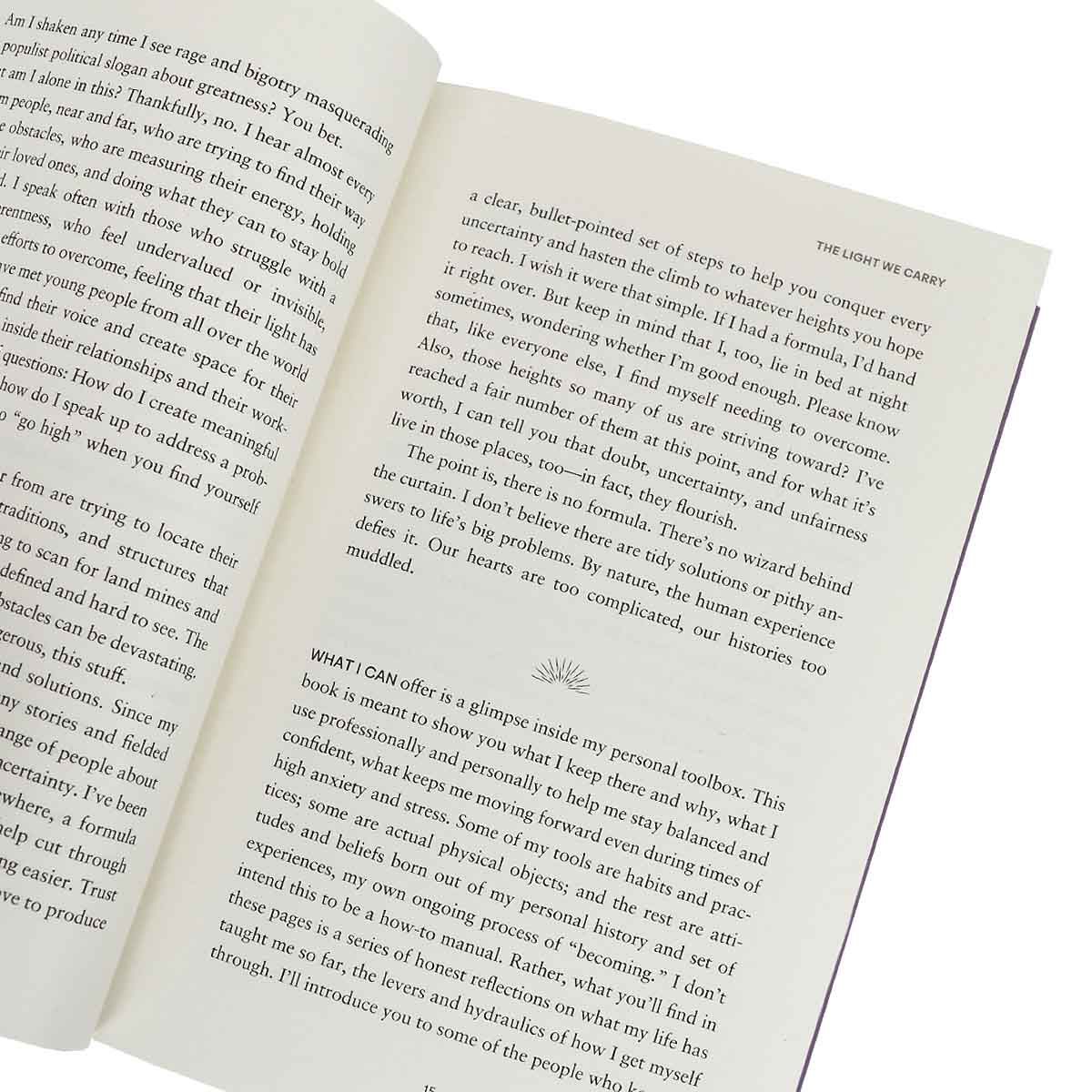 The Light We Carry: Overcoming In Uncertain Times (Hardback)
