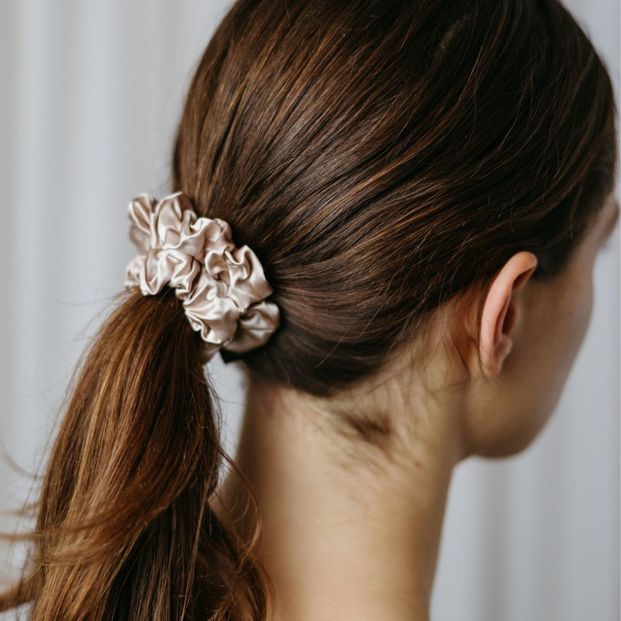 ByBarb Silk Scrunchie Beige