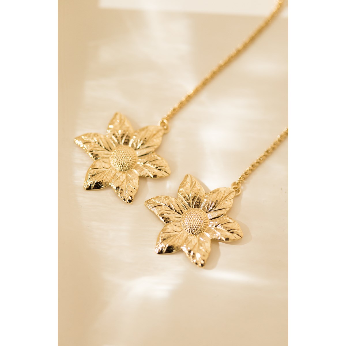 boucles d'oreilles pendantes fleurs doré à l'or fin - HESPÉRIS