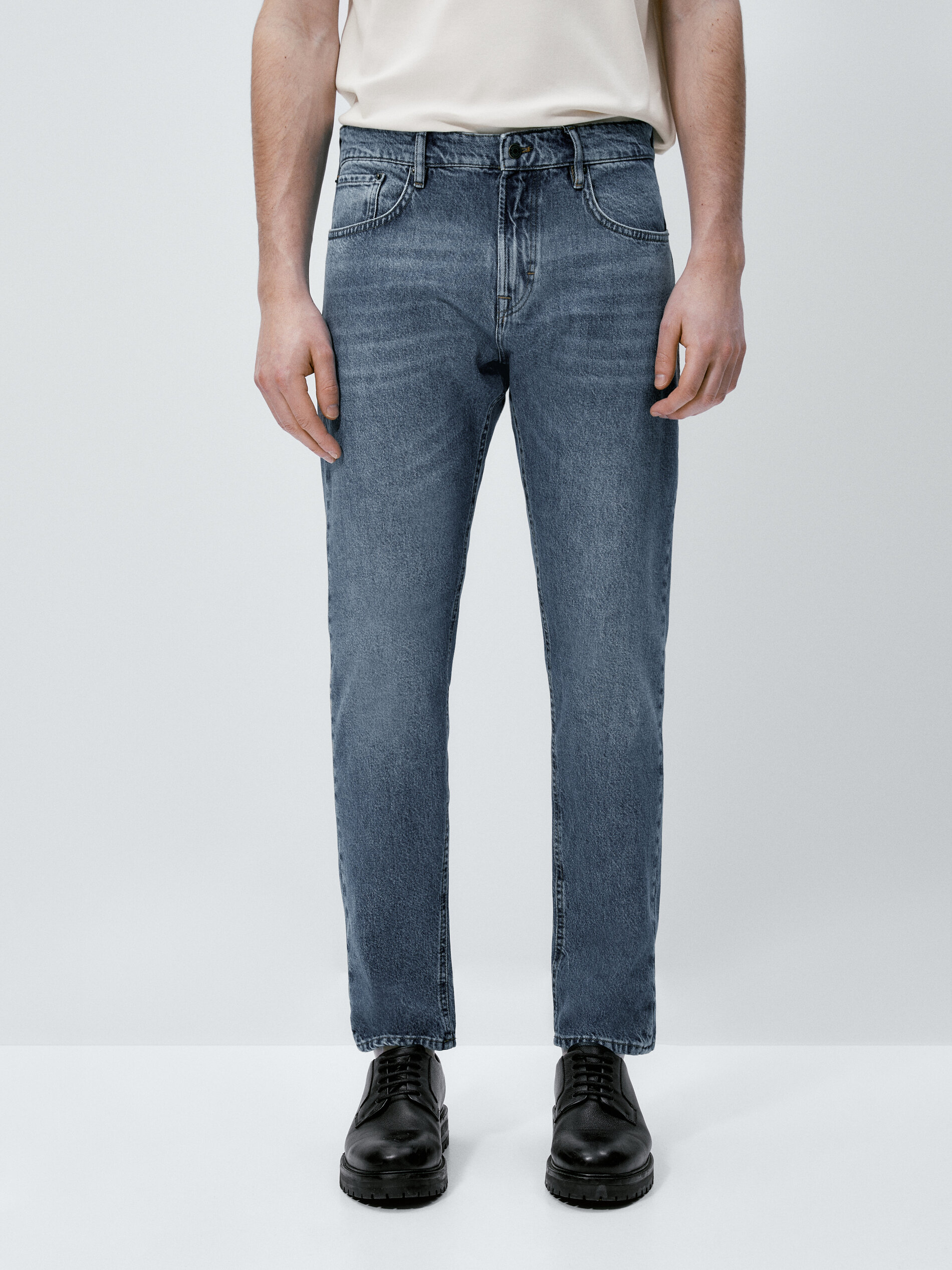 Calça vaquero mid stone wash tapered fit - INDIGO