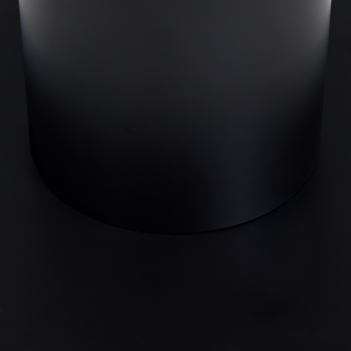 AM.PM<br>Pé de mesa de metal, Talmo
