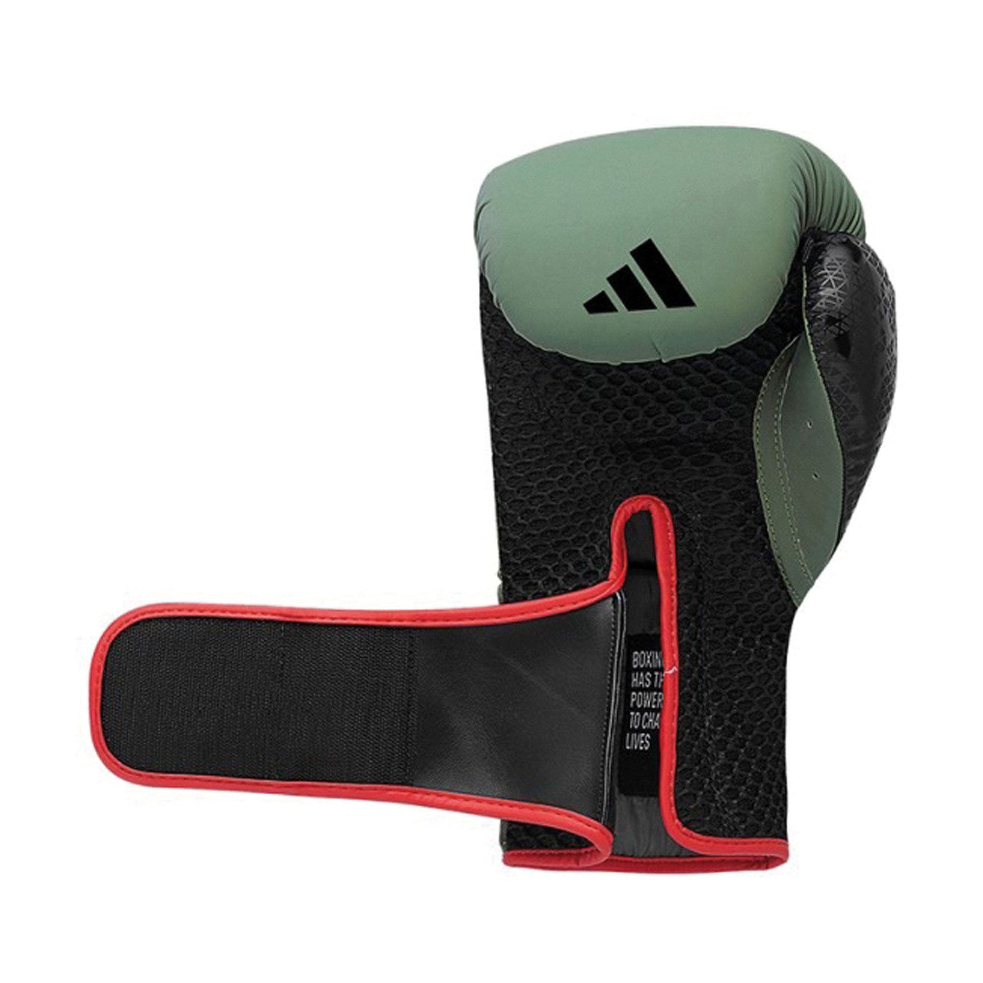 adidas  Combat 50