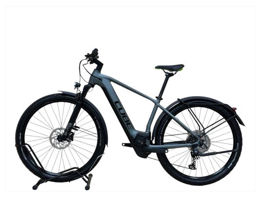 Produit reconditionné . Cube Reaction Hybrid Pro 625 Allroad 29 pouces SHIMANO 2022 . VTT électrique . Cube . très bon état