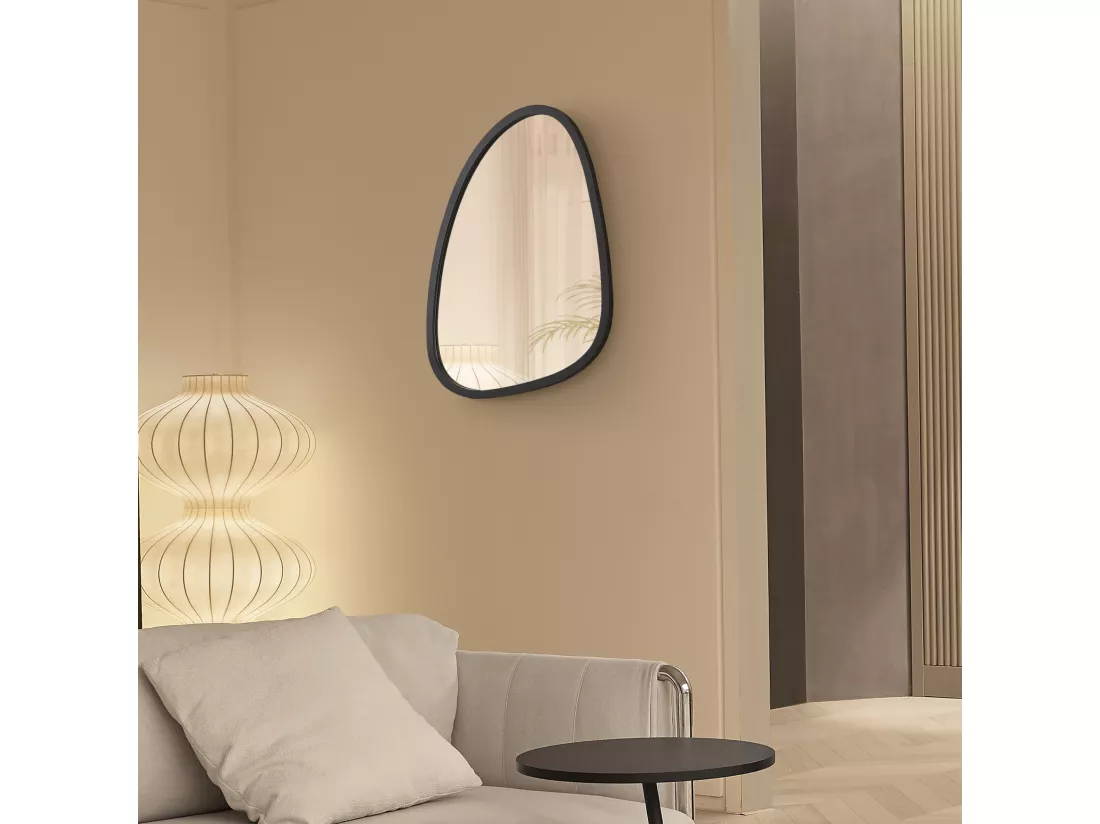 Miroir mural Grottole asymétrique 62 x 50 cm noir mat [en.casa]