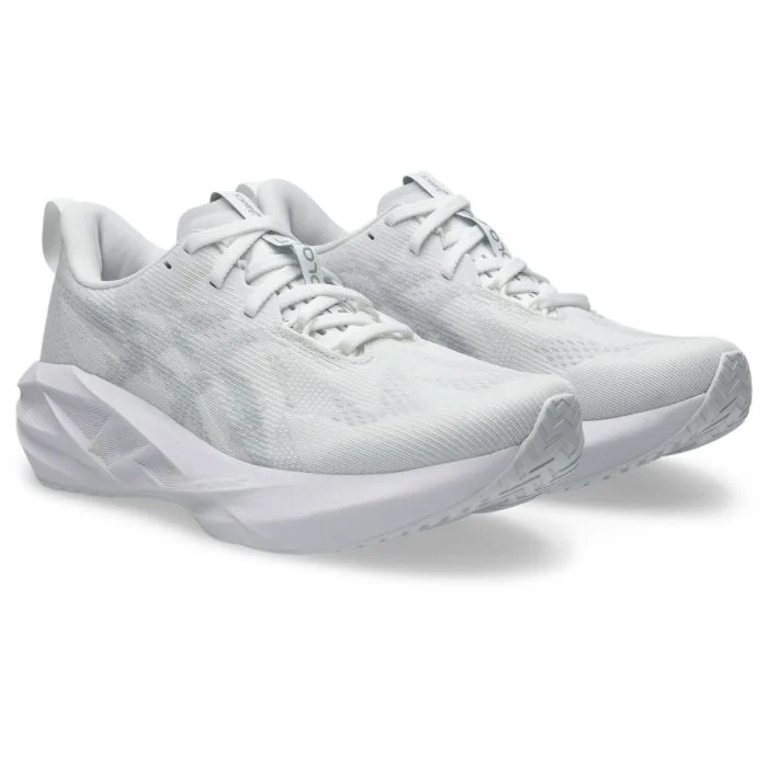 Asics Dame Løbesko Novablast 5 Hvid