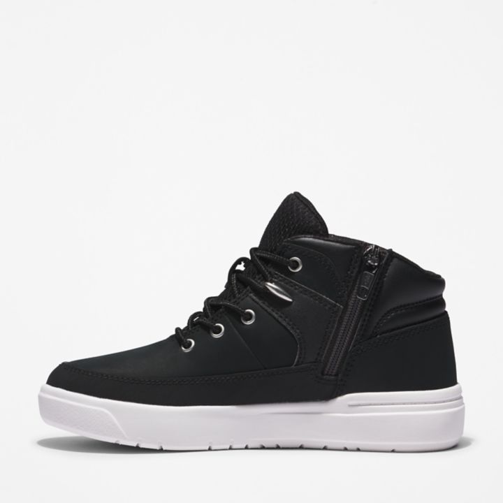 Bota de caminhada Seneca Bay para jovens na cor preta.