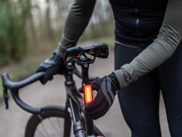 BBB Cycling StrikeDuo 1600i Indicator Combo Verlichtingsset
