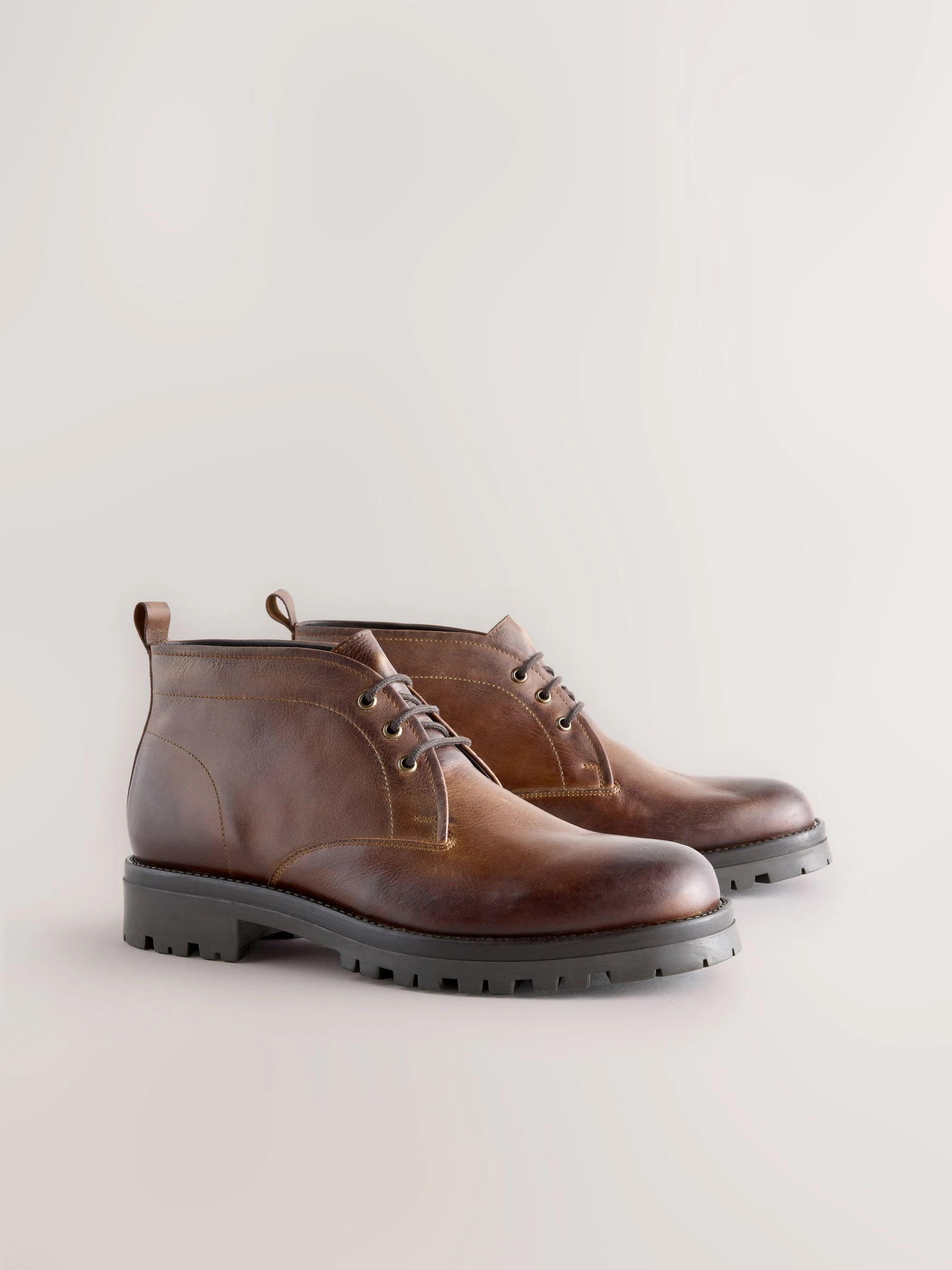 Lichtbruin - Chunky Leather Chukka Boots