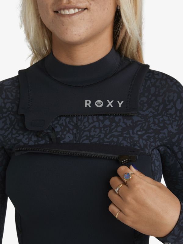 3/2 Swell Natural Combinaison de surf zip poitrine Noir Femme
