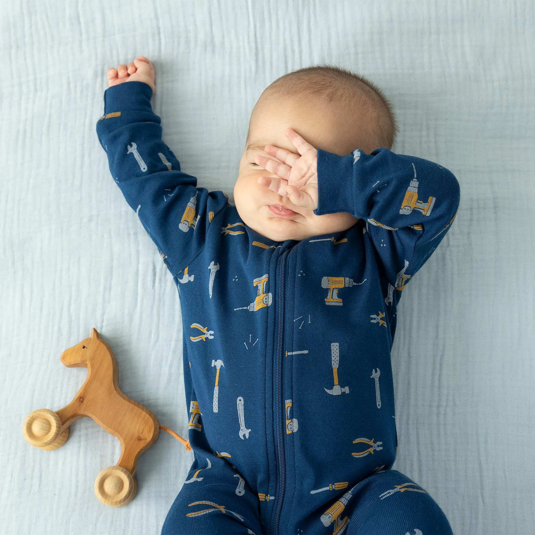 Petit Lem Pyjama Outils 0-24mois