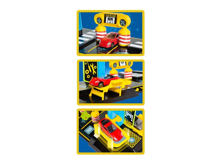 Parkeergarage met accessoires en speelkleed