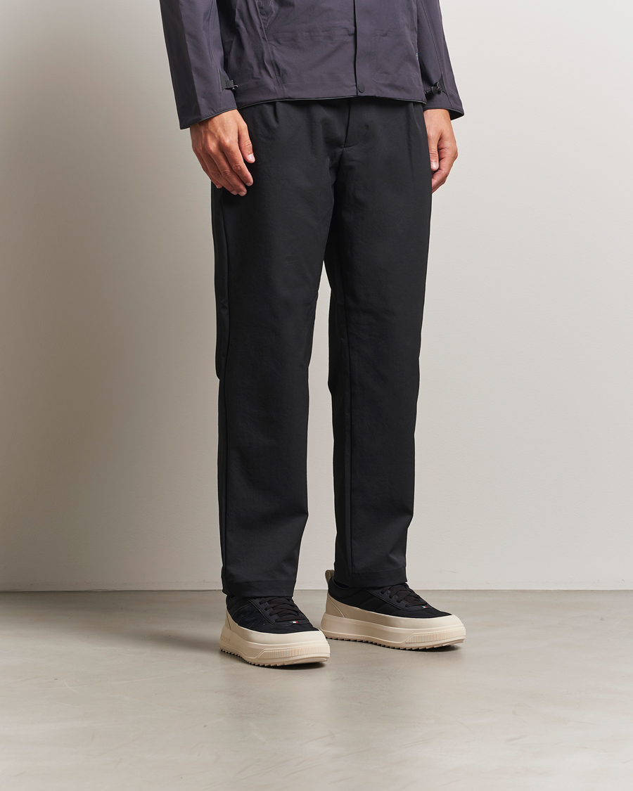 Moncler Monpulse Sneakers Black