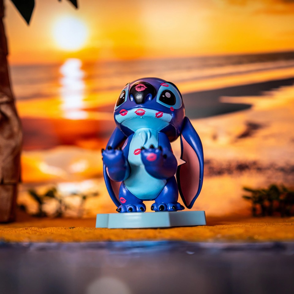 Holdems Lilo & Stitch Loved Up Stitch