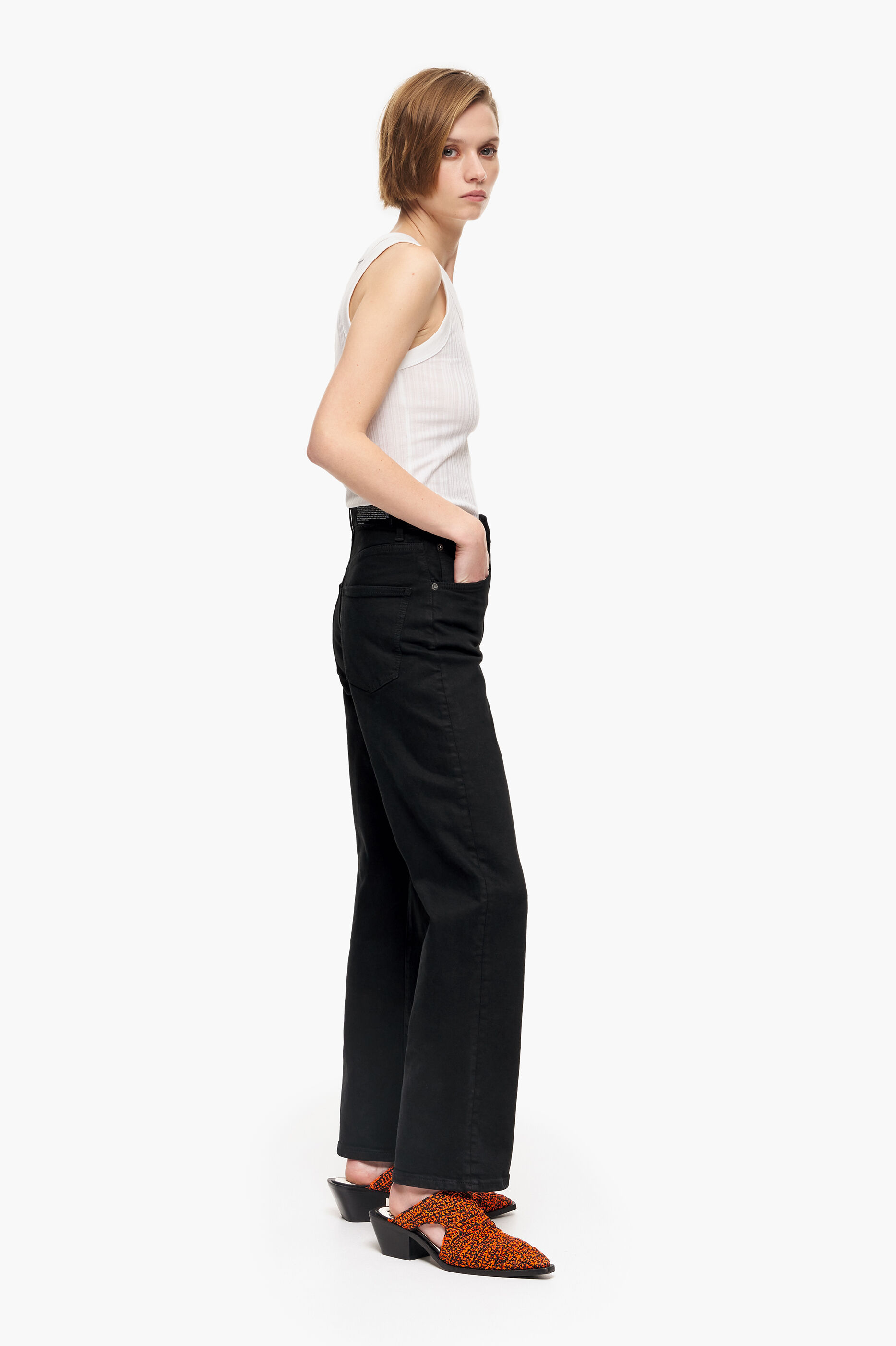 CALÇA CURTA RETA - Calça jeans preta reta