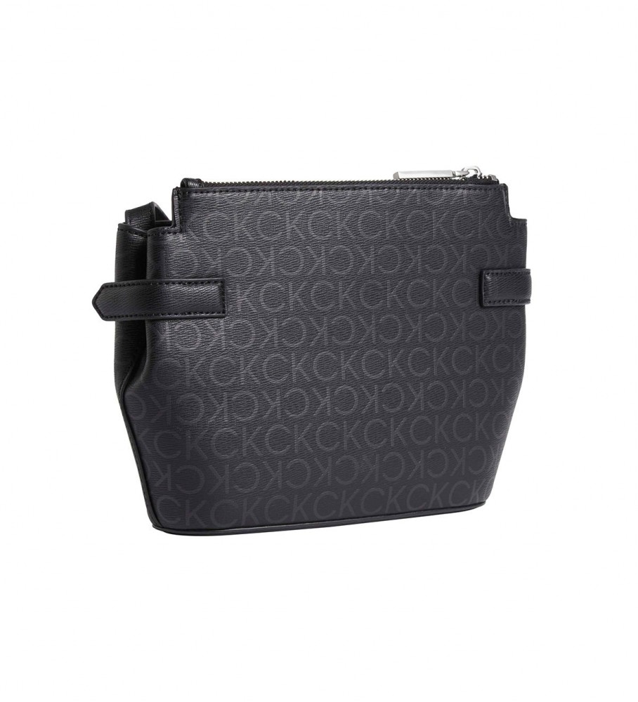 Bolsa Calvin Klein Daily Dressed preta