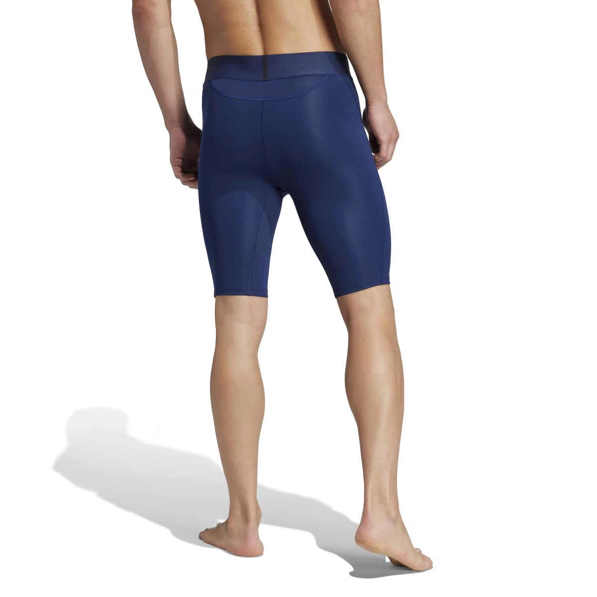 Leggings curtas adidas Techfit