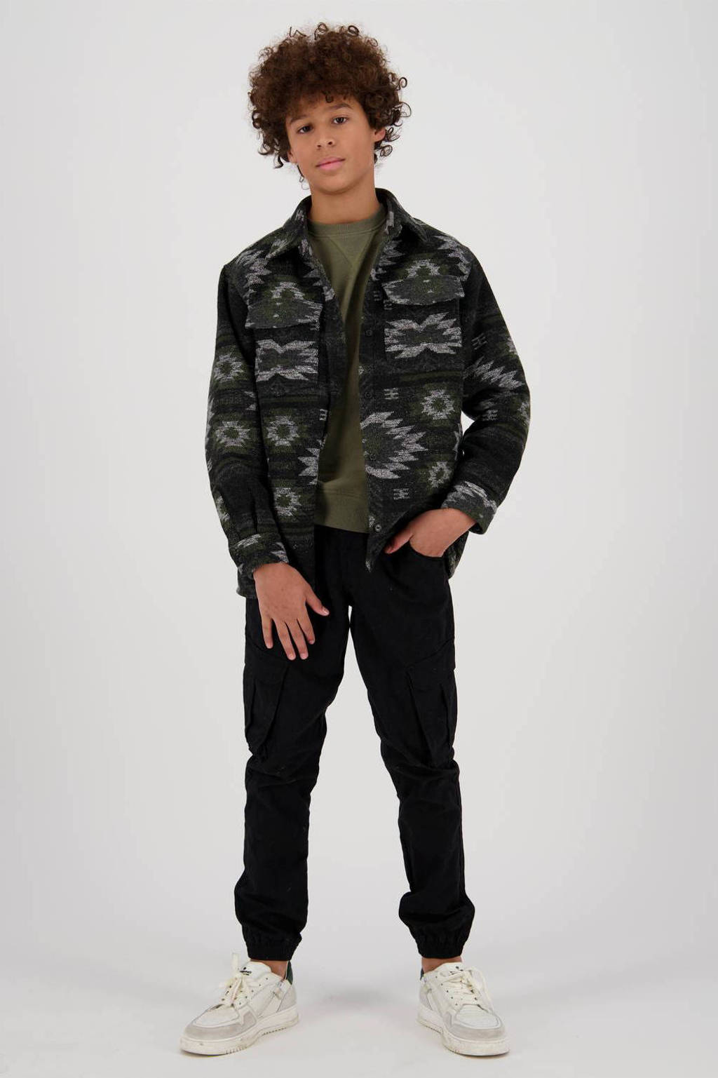 Vingino overshirt Lefso met all over print zwart/groen/beige