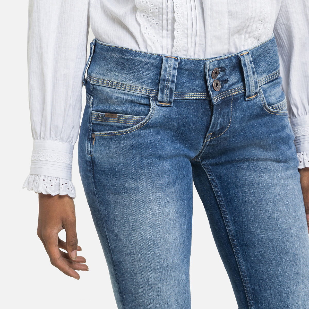 PEPE JEANS<br>VENUS calça jeans de cintura baixa com fechamento duplo por botões