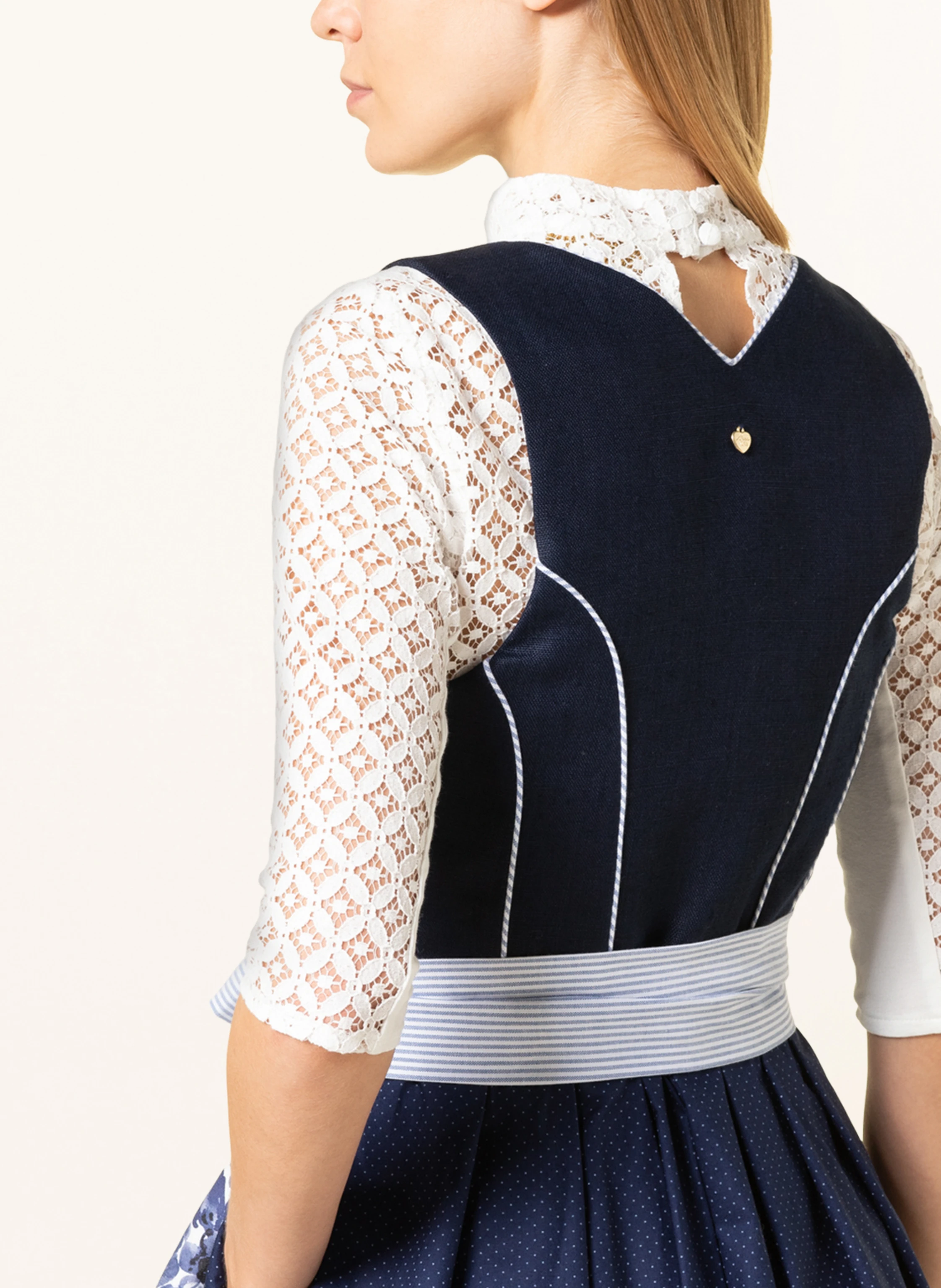 AlpenHERZ Dirndlbluse LAILA aus Spitze
