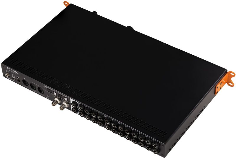 Arturia - Audiofuse 16RIG - Audio-interface - Zwart - Oranje
