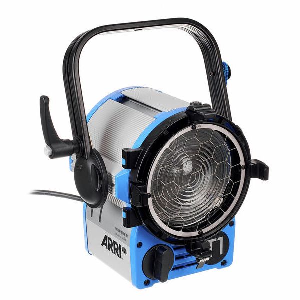 ARRI True Blue T1 1000 W Man