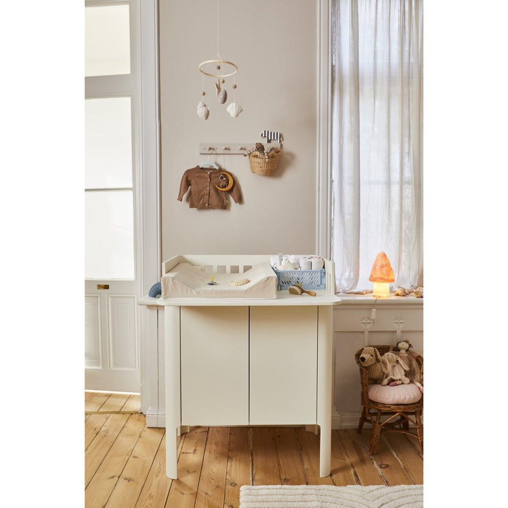 Køb FLEXA Creme White Nova Puslebord