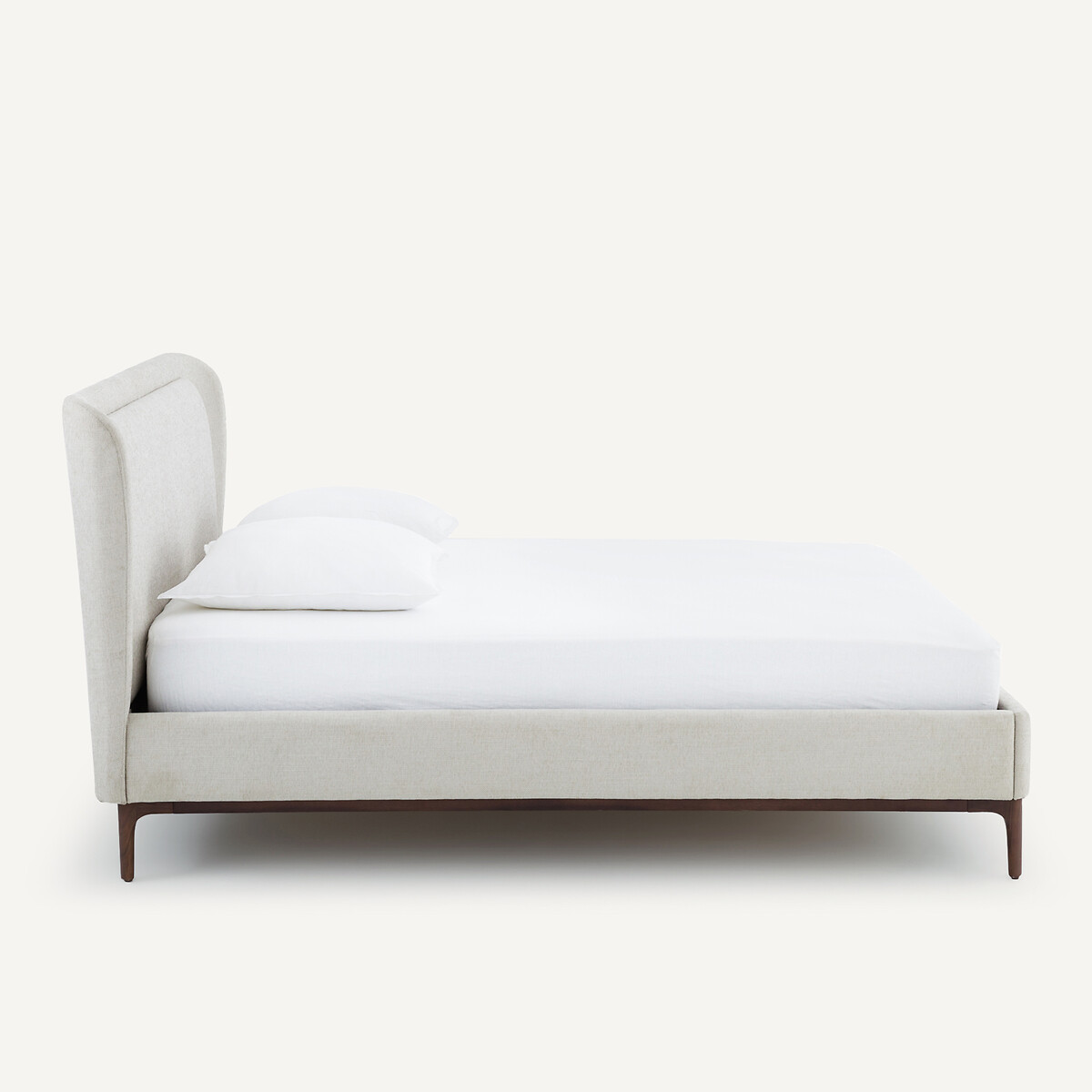 AM.PM<br>Cama com cabeceira e estrado de ripas, Jabote