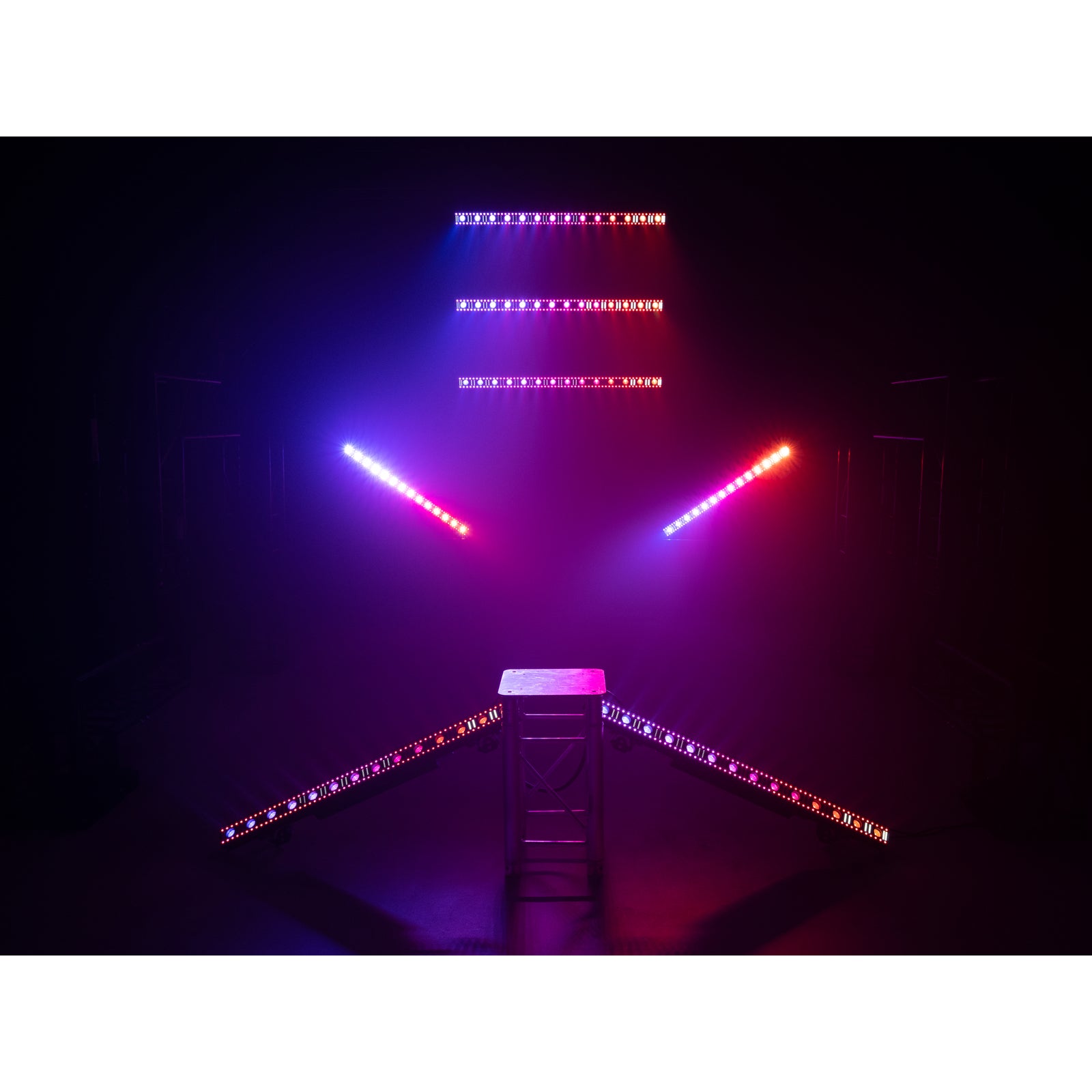 Eurolite LED STP-15 QCL Bar 3-in-1 RGBW LED bar