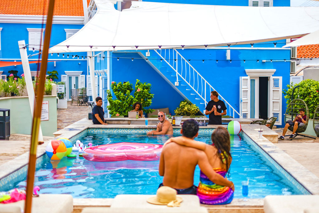 Fly & Go The Freedom Hotel Logies - Hotel