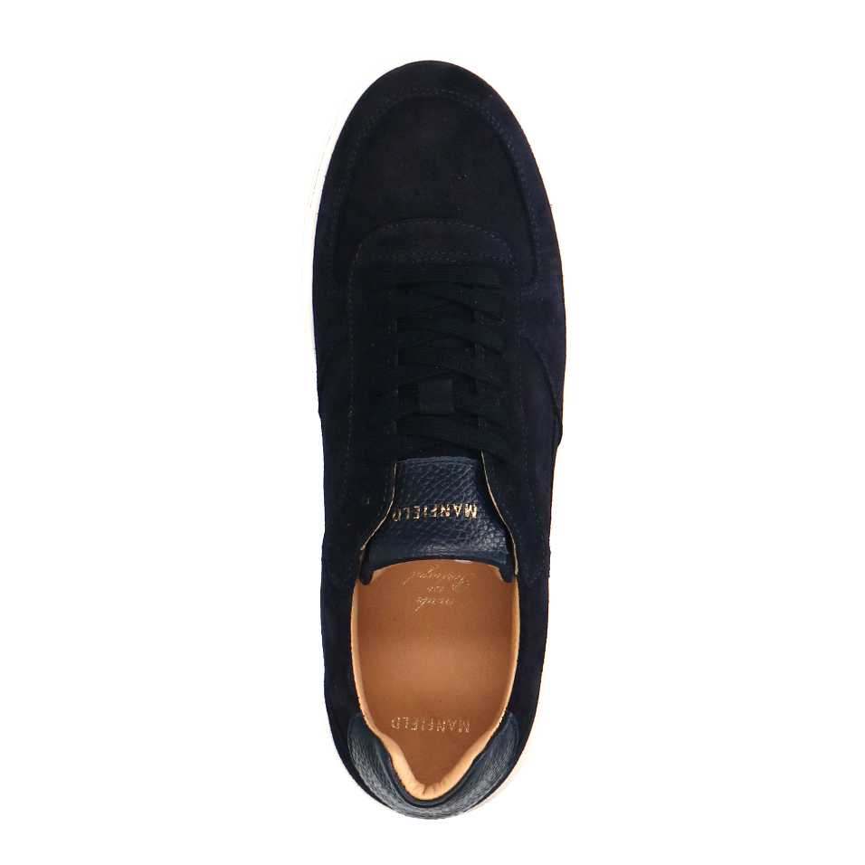 Donkerblauwe suède sneakers