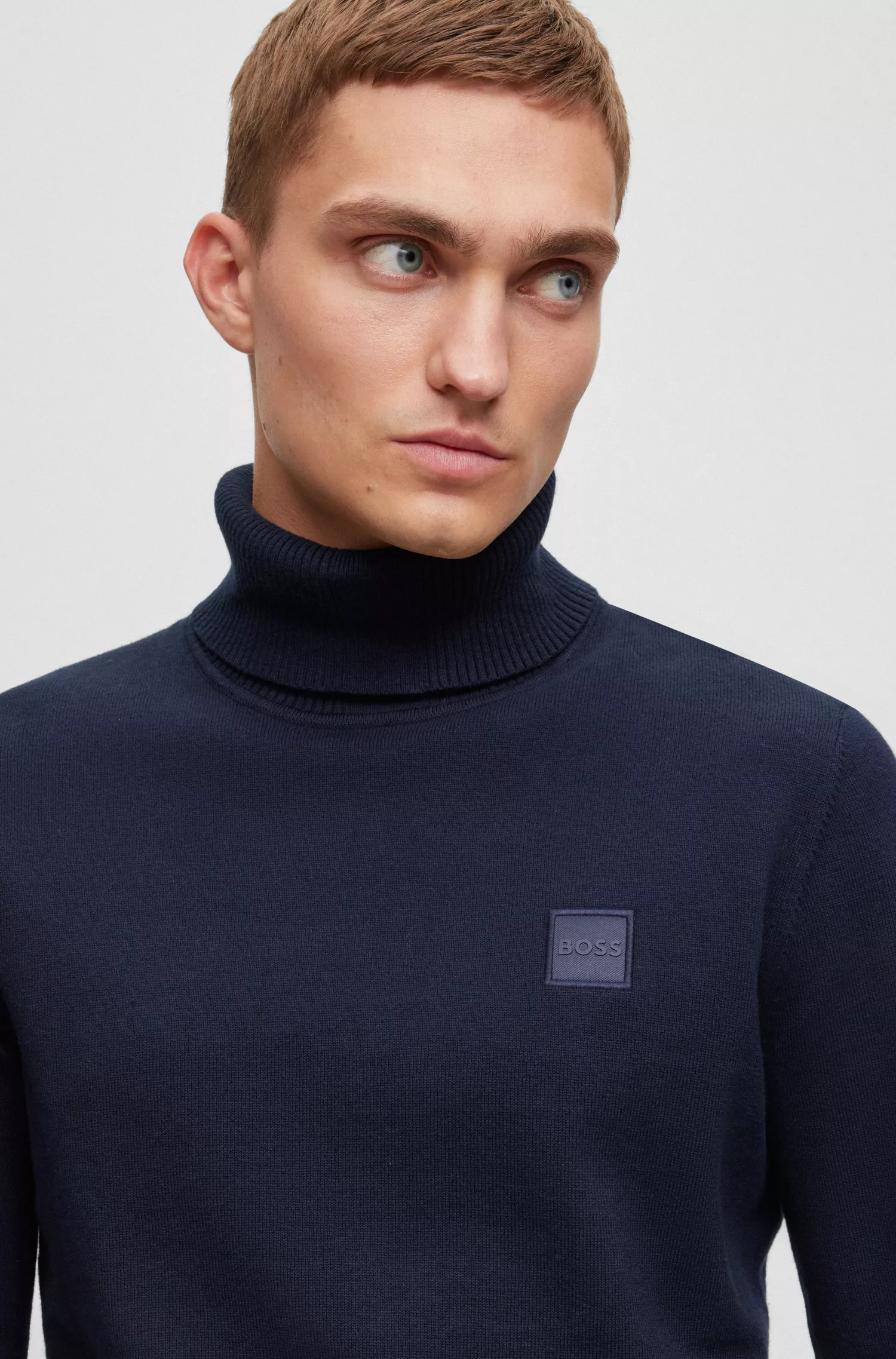 Suéter BOSS laranja de gola alta, modelagem regular, em algodão e cashmere.