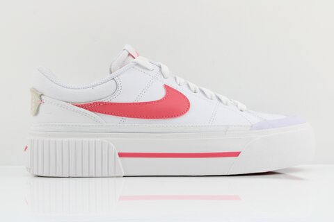 Nike Sneaker