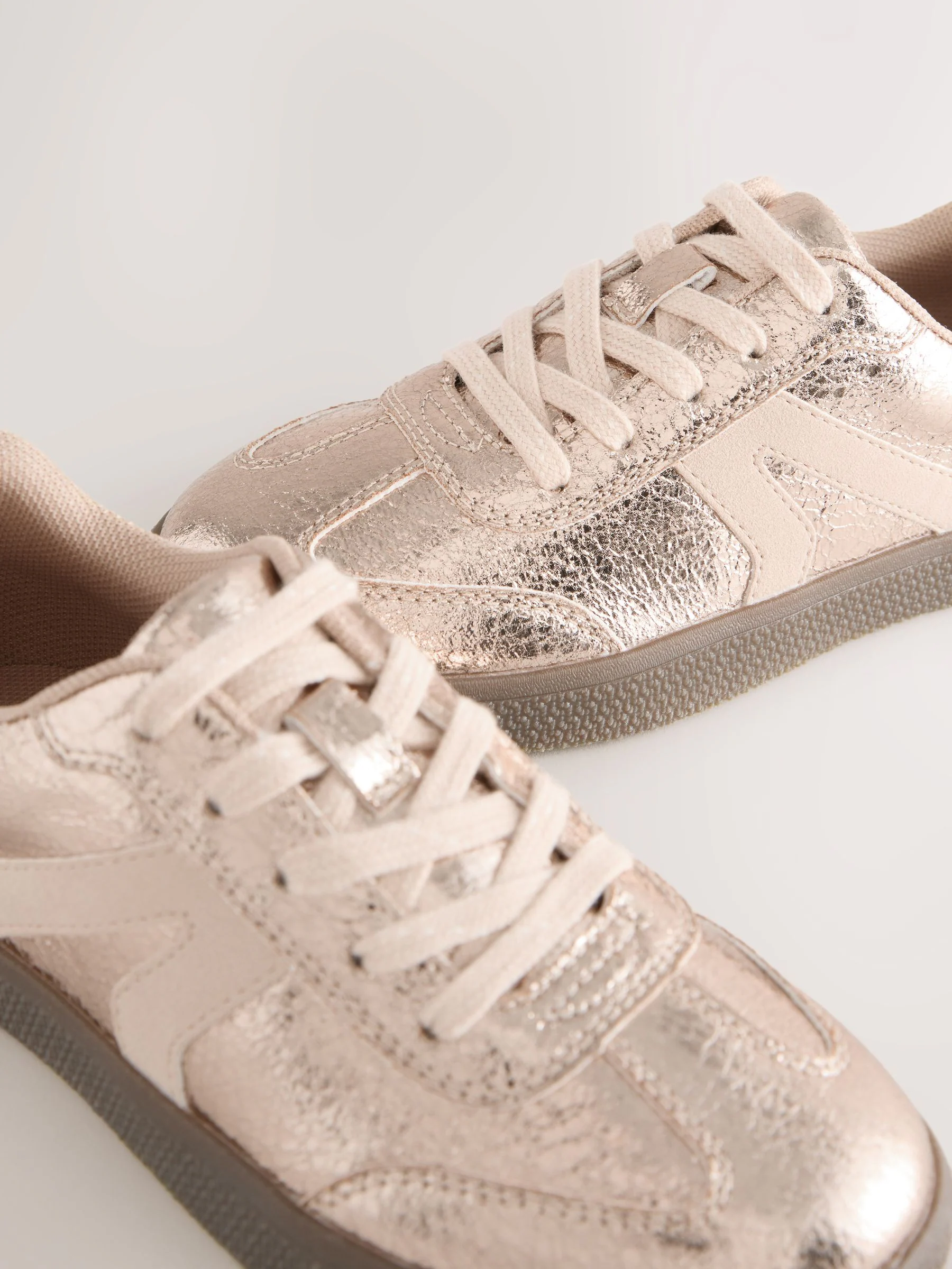 Roségoudkleurig - Retrosneaker