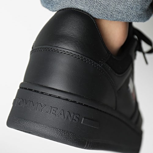 Baskets Retro Essential 1395 Black