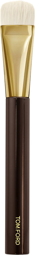 TOM FORD Shade and Illuminate Brush 04