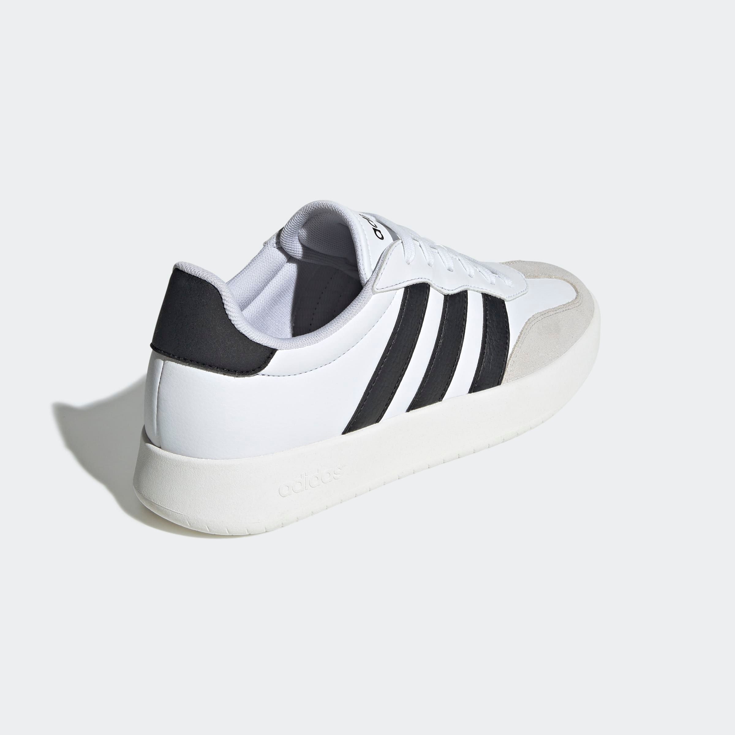 adidas Sportswear Sneaker »BARREDA«  Design auf den Spuren des adidas Handball Spezial