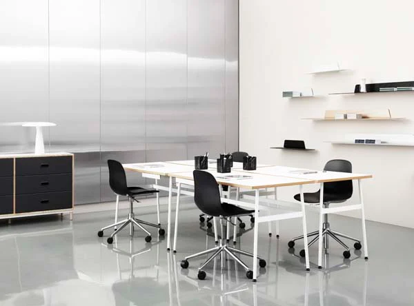 Normann Copenhagen  Journal skrivebord, hvid - 130 x 65 m.