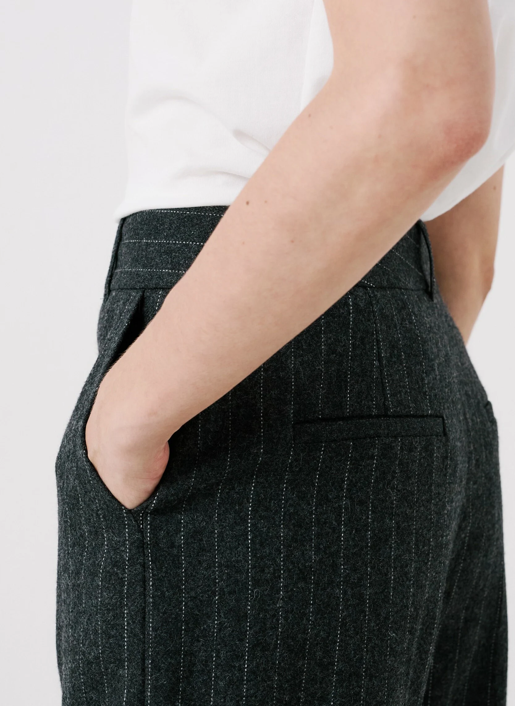 PAMBRE - Pantalon large rayé | Gris