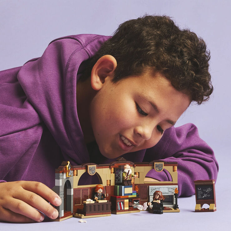 Lego Hogwarts-slottet - Besværgelseslektion