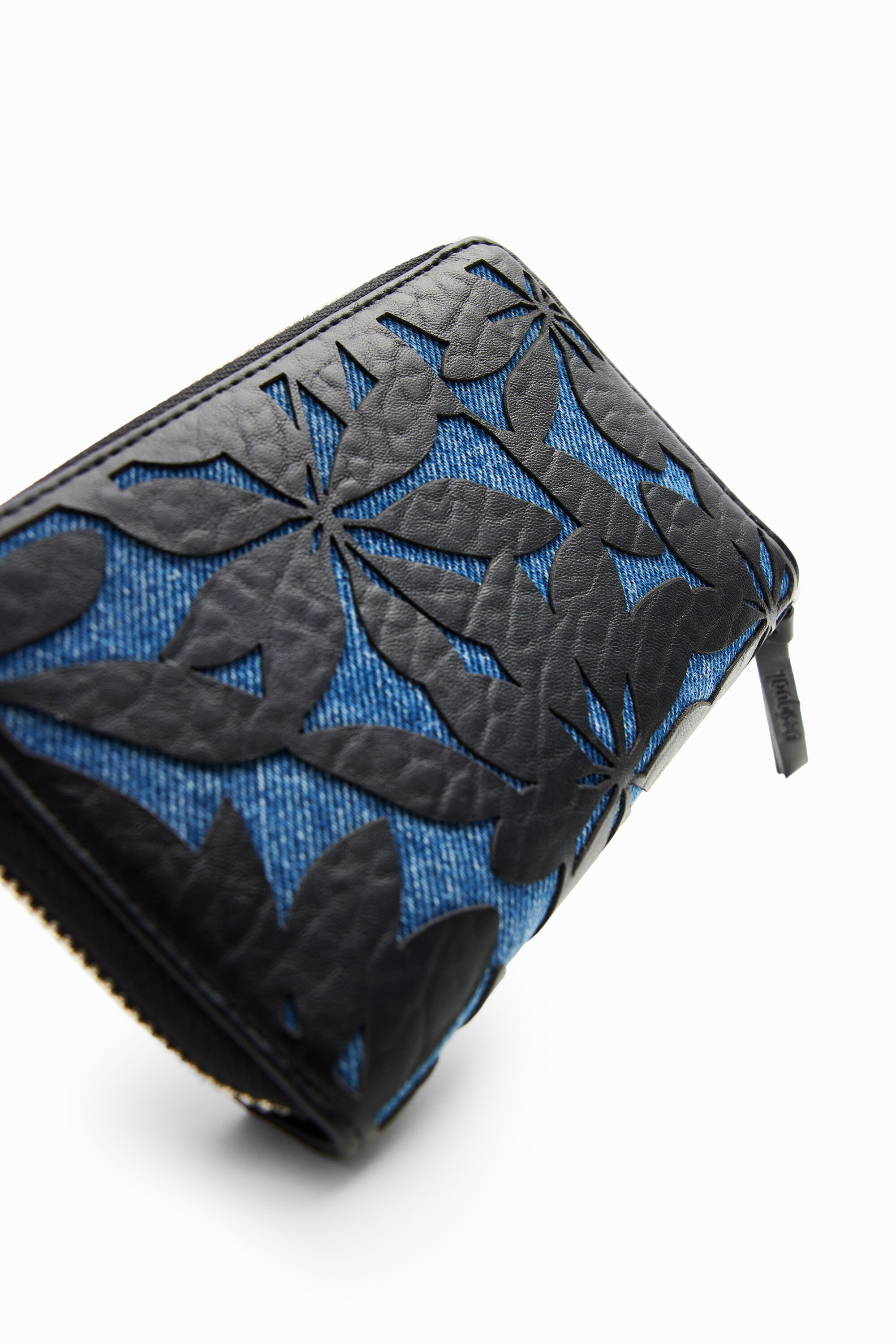 Petit portefeuille fleurs estampées