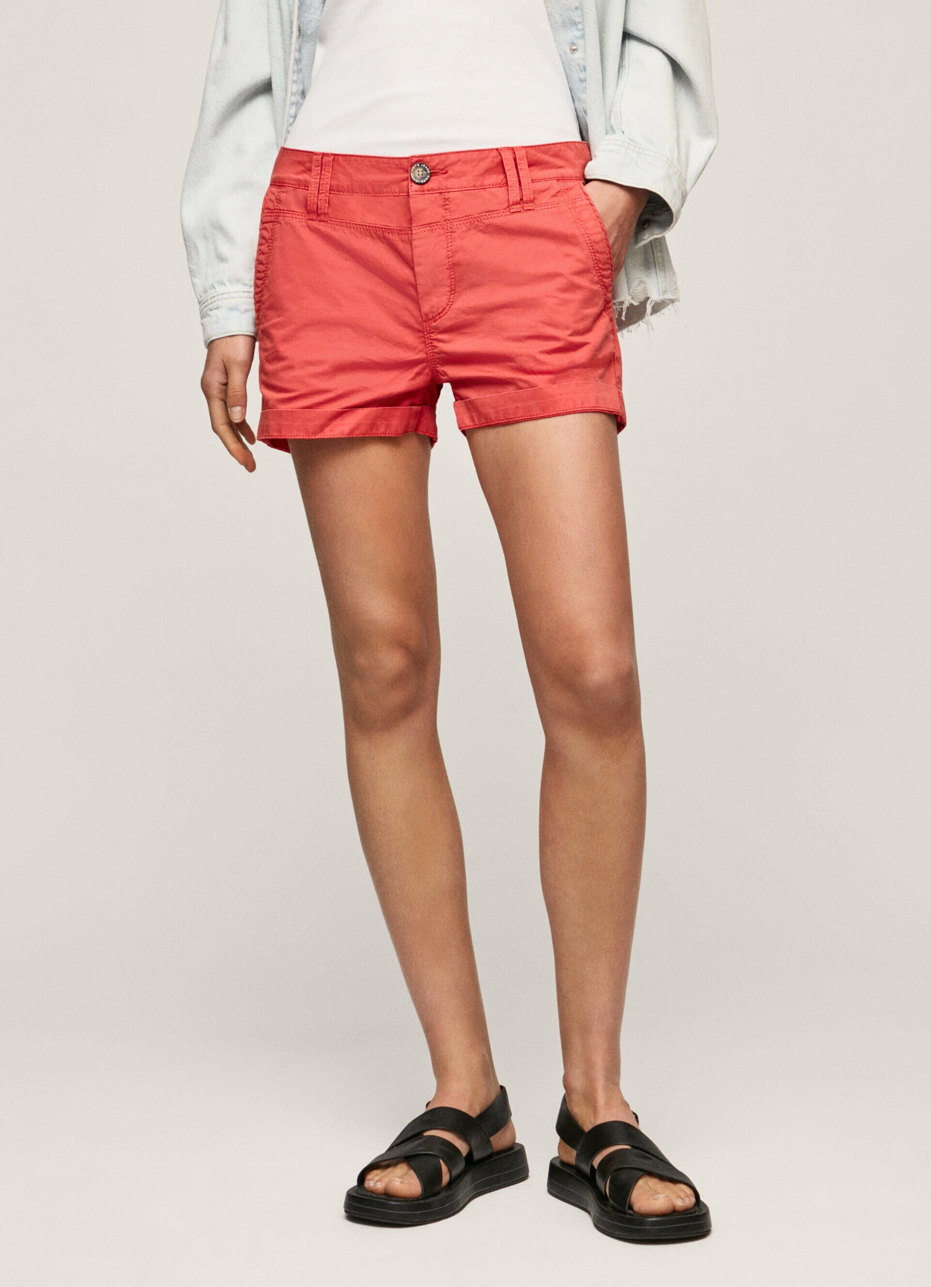 Shorts de algodão, corte regular - vermelho estúdio
