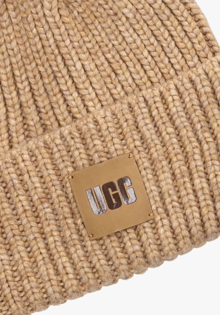 UGG camel ugg muts chunky rib knit beanie w pom