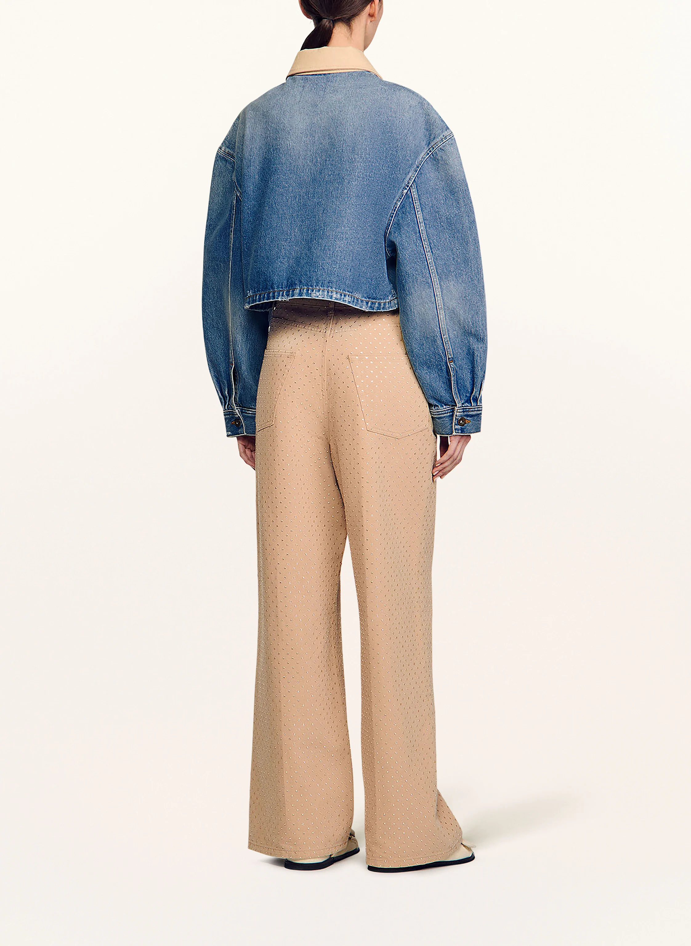 SANDRO Jeansjacke mit Schmucksteinen