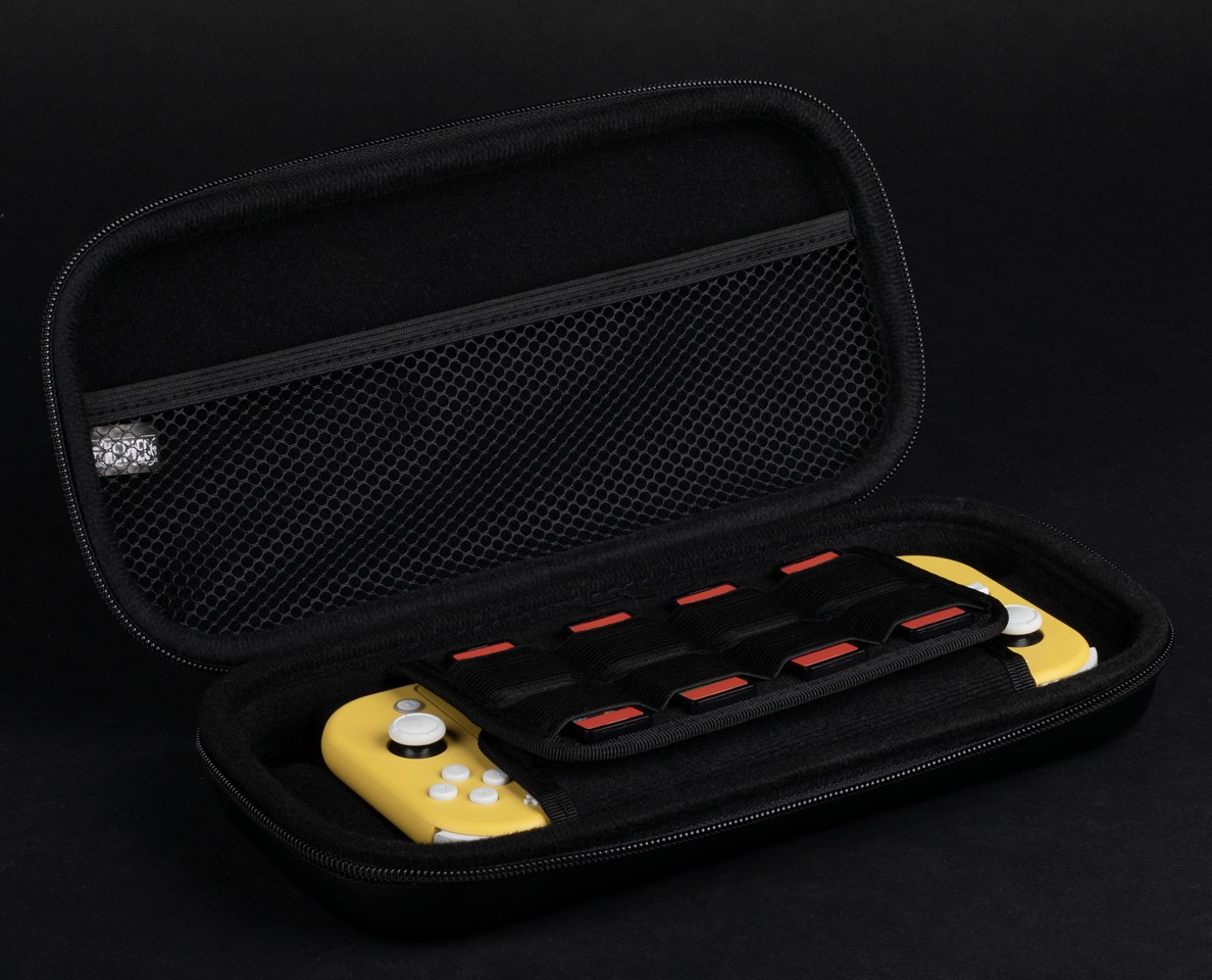 Konix One Piece Carry Case Wano