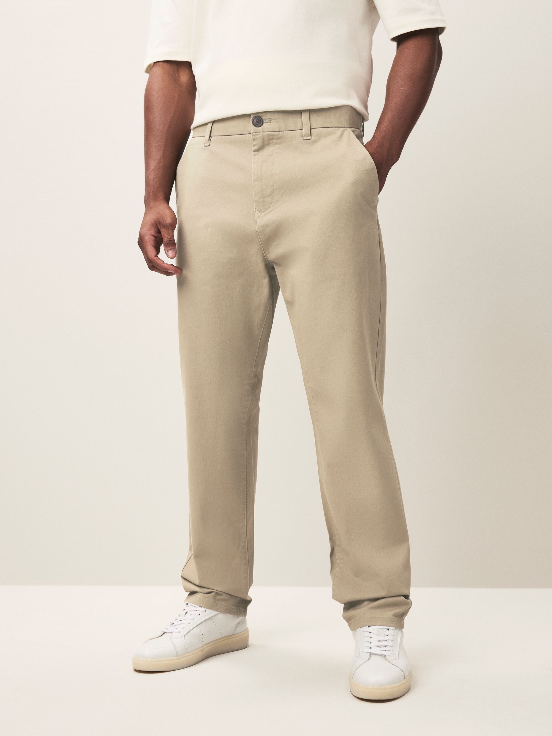 Pastelgeel - Standaard toelopende pasvorm - Stretchy chino