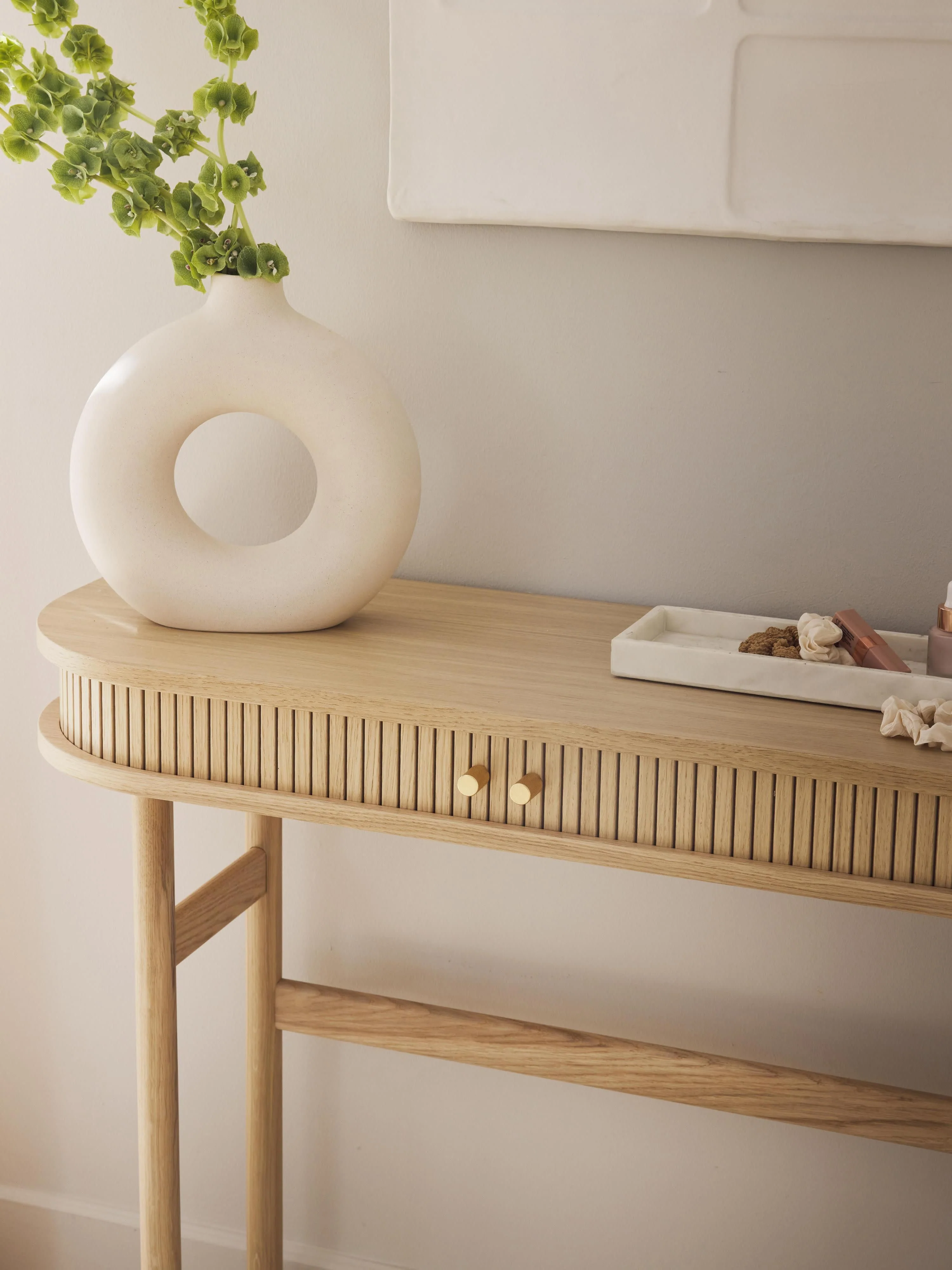 Console Calary met geribde voorzijde